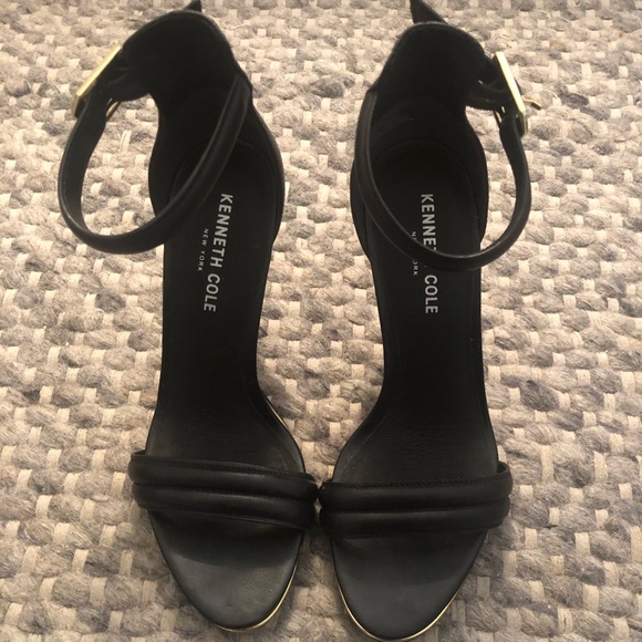 Kenneth Cole Strappy Heels - Picture 3 of 7